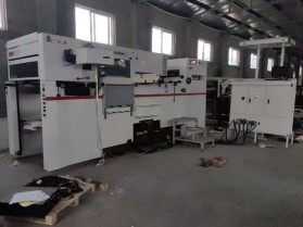 Foiling, cutting & creasing press